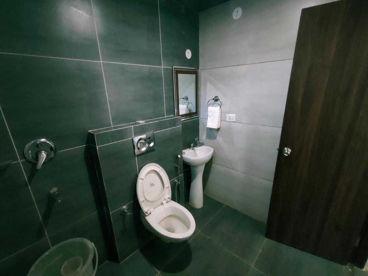מנאלי Hotel Royal Residency מראה חיצוני תמונה
