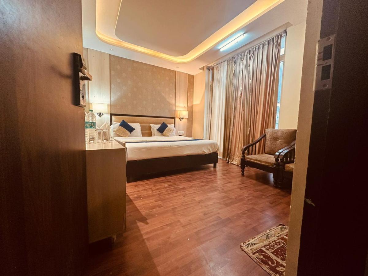מנאלי Hotel Royal Residency מראה חיצוני תמונה