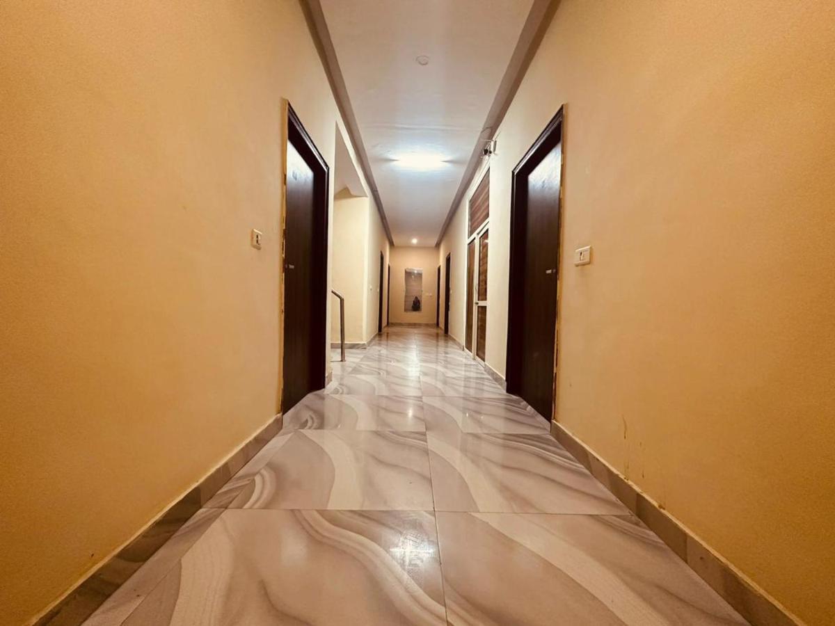 מנאלי Hotel Royal Residency מראה חיצוני תמונה