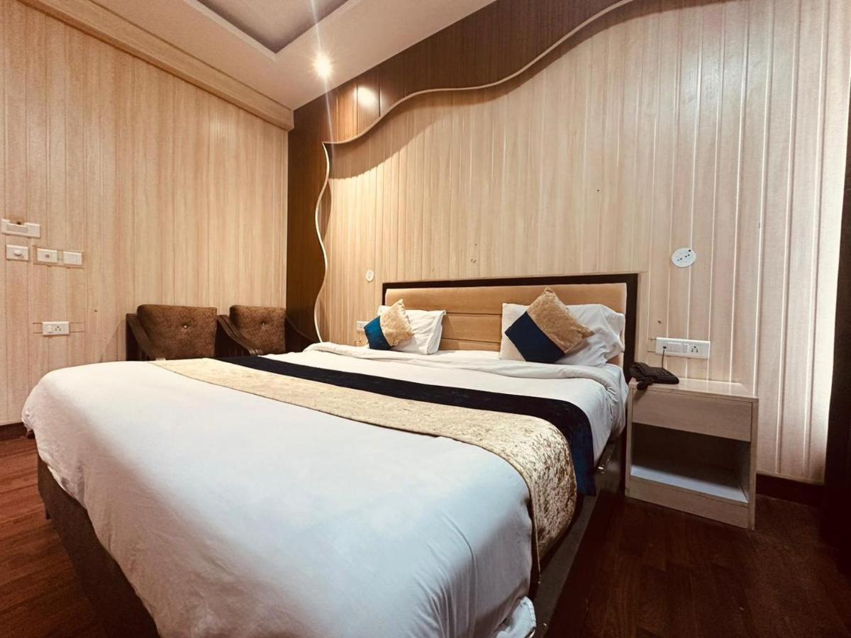 מנאלי Hotel Royal Residency מראה חיצוני תמונה